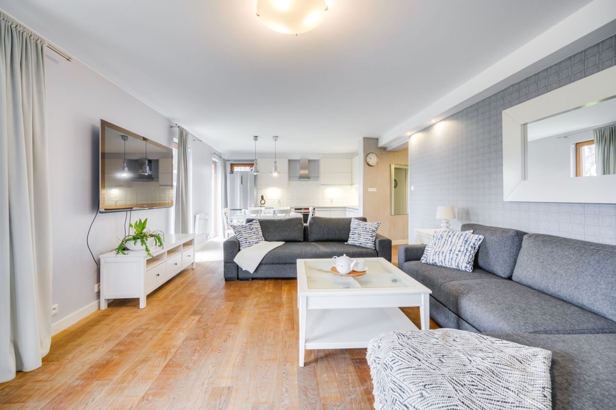 Mieszkanie 3-pokojowe Jastrzębia Góra, ul. Klifowa. Zdjęcie 2