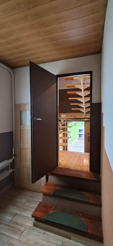 dom wolnostojący, 14 pokoi Wieszowa, ul. Tarnogórska. Zdjęcie 7