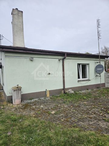 dom wolnostojący, 2 pokoje Jędrzejów. Zdjęcie 4