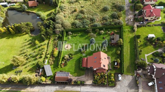 dom wolnostojący, 4 pokoje Nowa Wieś, ul. Perłowa. Zdjęcie 2