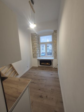 Mieszkanie 1-pokojowe Częstochowa Centrum, al. Aleja Najświętszej Maryi Panny. Zdjęcie 1