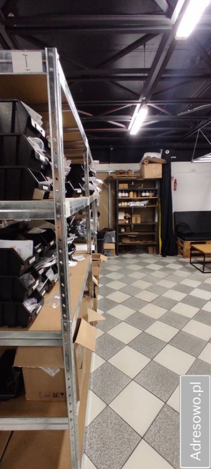 Hala/magazyn Łódź Retkinia, al. ks. kard. Stefana Wyszyńskiego. Zdjęcie 8