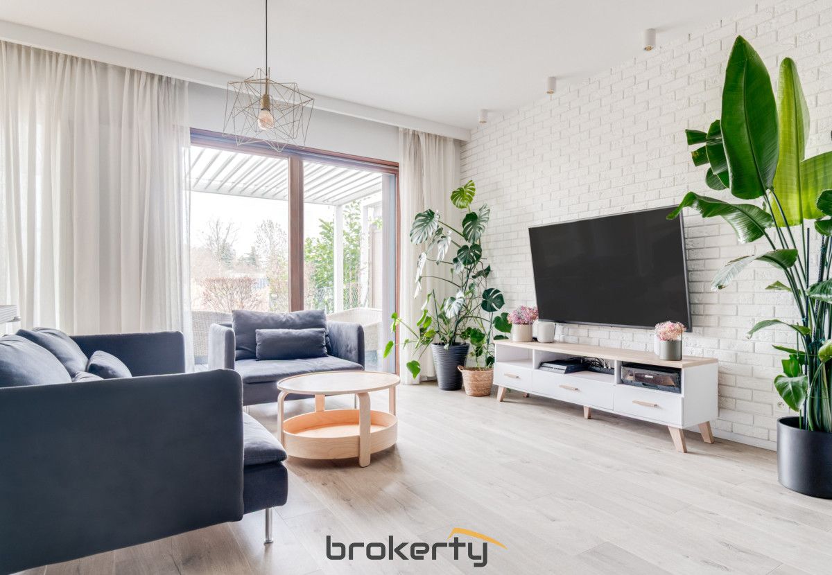 dom szeregowy, 4 pokoje Ślęza, ul. Kwiatowa. Zdjęcie 2