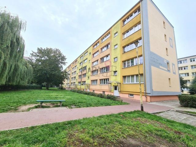 Mieszkanie 3-pokojowe Szczecin, ul. Ofiar Oświęcimia. Zdjęcie 1