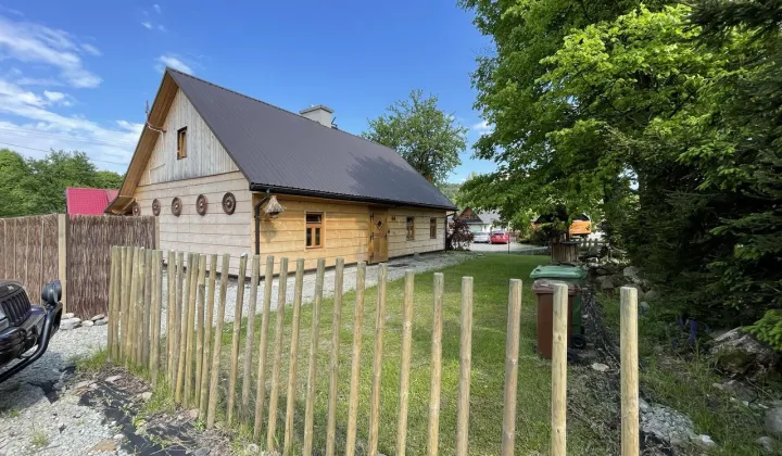 dom wolnostojący, 4 pokoje Cisna