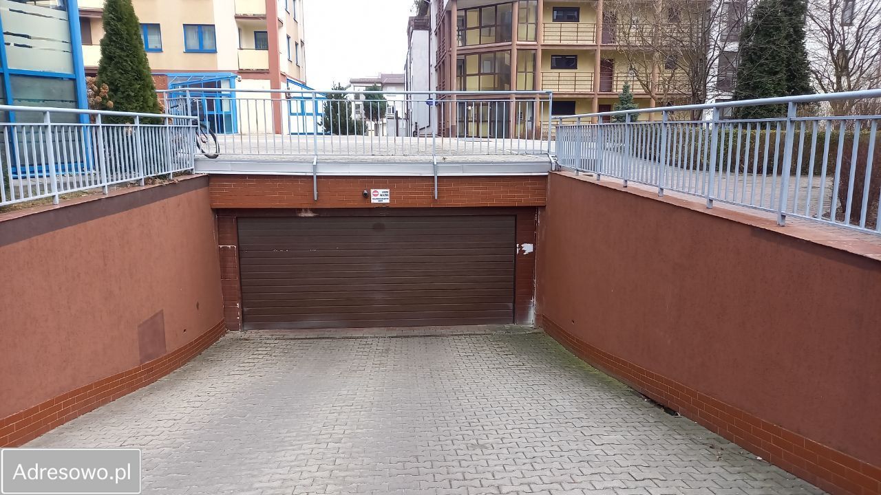 Garaż/miejsce parkingowe Kraków Prądnik Biały, ul. Mikołaja Reja