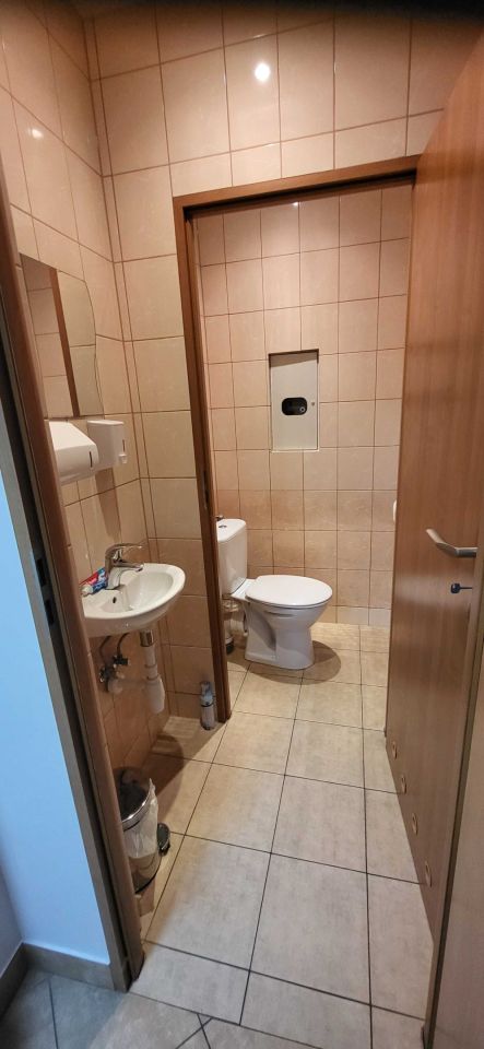 Lokal Ostrów Wielkopolski, ul. Ignacego Jana Paderewskiego. Zdjęcie 3