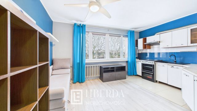 Mieszkanie 3-pokojowe Legionowo, ul. Władysława Broniewskiego. Zdjęcie 1