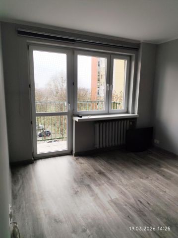 Mieszkanie 3-pokojowe Gliwice Trynek, ul. Młodych Patriotów. Zdjęcie 7