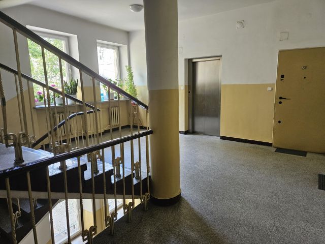 Mieszkanie 2-pokojowe Warszawa Śródmieście, ul. Nowowiejska. Zdjęcie 8