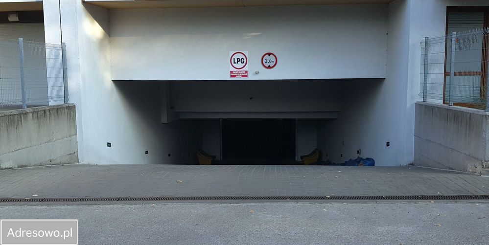 Garaż/miejsce parkingowe Szczecin Niebuszewo, ul. Królewicza Kazimierza