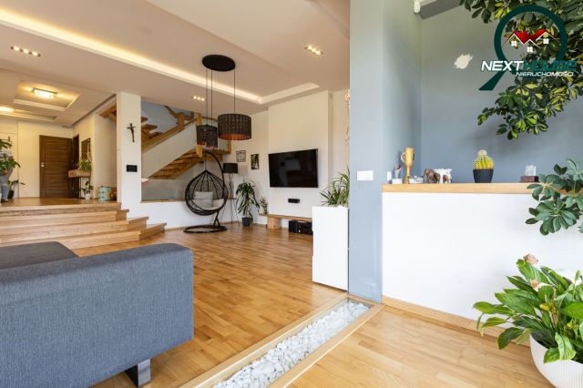 dom wolnostojący, 7 pokoi Czarny Dunajec. Zdjęcie 13