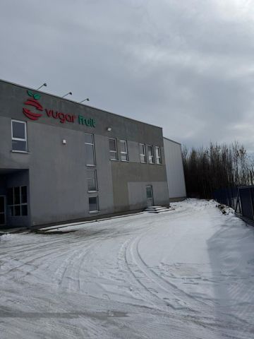 Hala/magazyn Oczesały. Zdjęcie 1