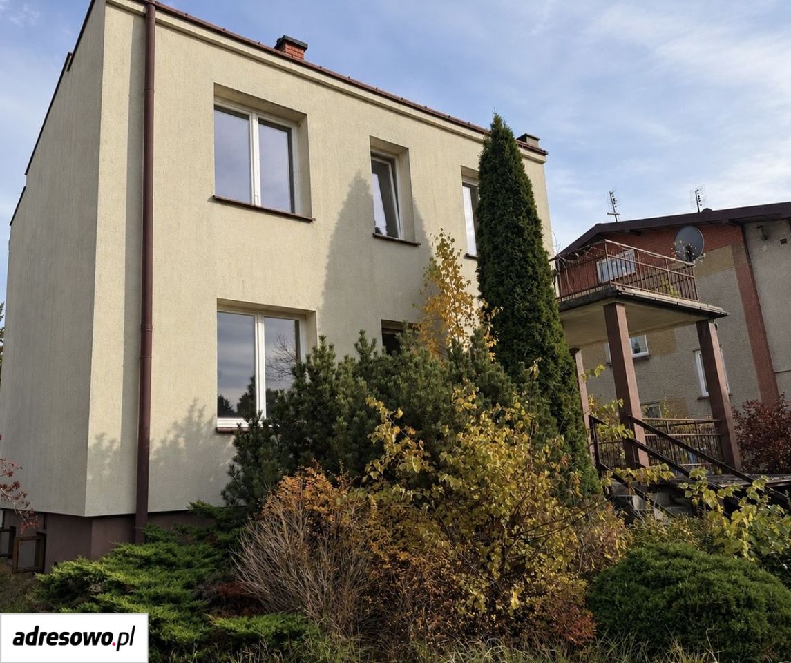dom wolnostojący, 5 pokoi Skarżysko-Kamienna, ul. Metalowców. Zdjęcie 1