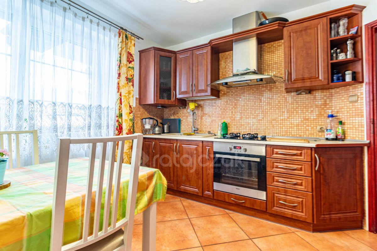 dom wolnostojący, 7 pokoi Nadole, ul. Osiedle na Stoku. Zdjęcie 8