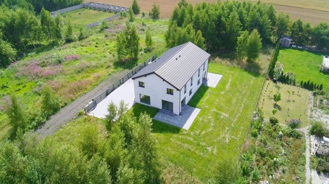 bliźniak, 4 pokoje Strzeżenice. Zdjęcie 4
