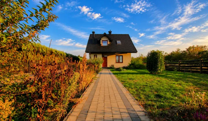 dom wolnostojący, 3 pokoje Głogów Małopolski, al. Niepodległości