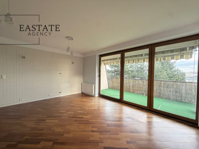 Mieszkanie 4-pokojowe Warszawa Włochy, ul. Trzcinowa. Zdjęcie 1