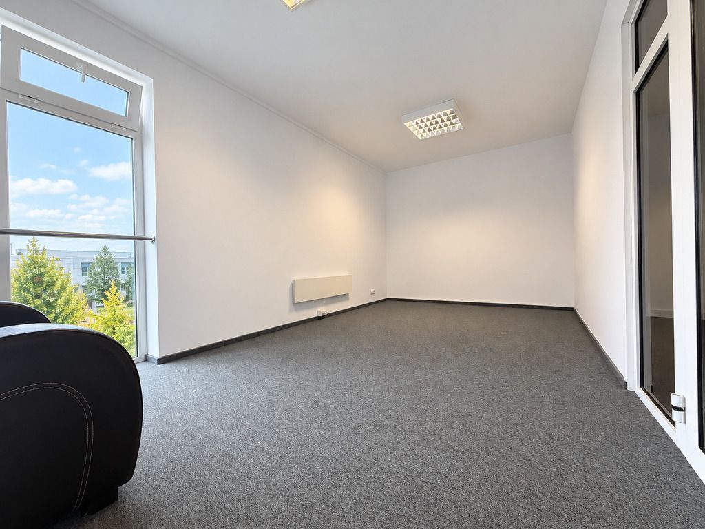 Biuro Rzeszów, al. mjr. Wacława Kopisto. Zdjęcie 1
