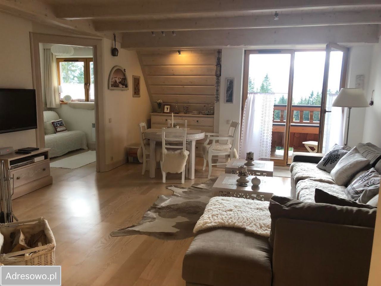 Mieszkanie 3-pokojowe Kościelisko, ul. Kierpcówka. Zdjęcie 4