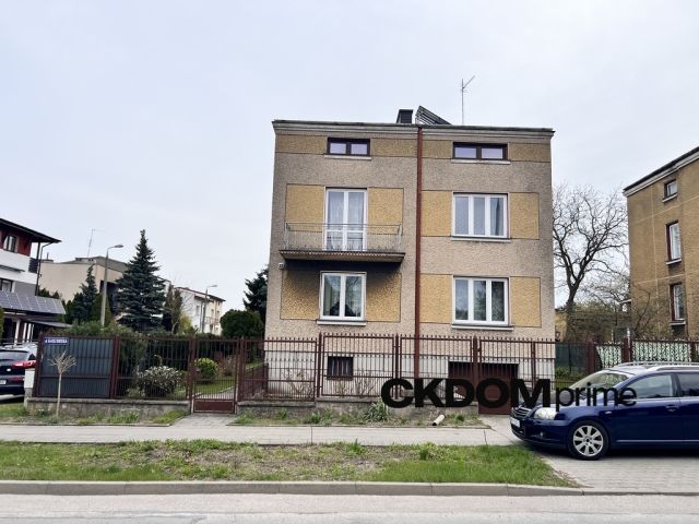 dom wolnostojący, 6 pokoi Radom Dzierzków, ul. Kaszubska. Zdjęcie 1