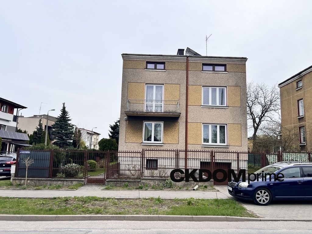 dom wolnostojący, 6 pokoi Radom Dzierzków, ul. Kaszubska. Zdjęcie 1
