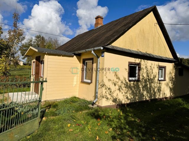 dom wolnostojący, 2 pokoje Czeberaki. Zdjęcie 1