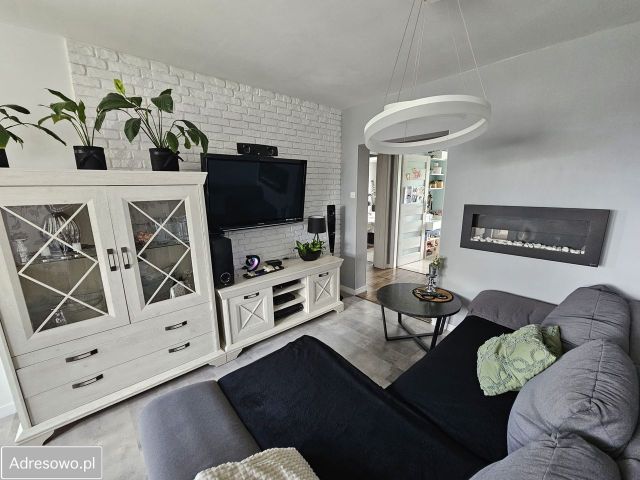 Mieszkanie 4-pokojowe Trzebień, ul. Leśna. Zdjęcie 1