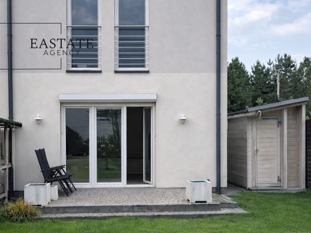 dom szeregowy, 6 pokoi Kobyłka, ul. Wesoła. Zdjęcie 1