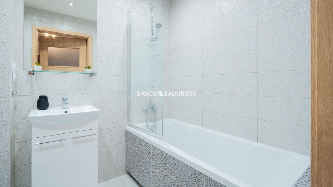 Mieszkanie 3-pokojowe Kraków Swoszowice, ul. Macieja Dębskiego. Zdjęcie 12