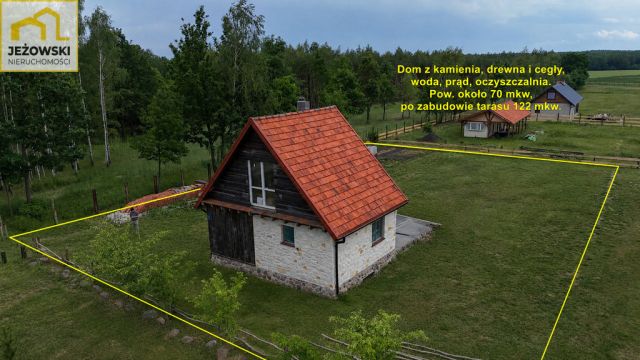 dom wolnostojący, 3 pokoje Ławeczko Stare. Zdjęcie 1
