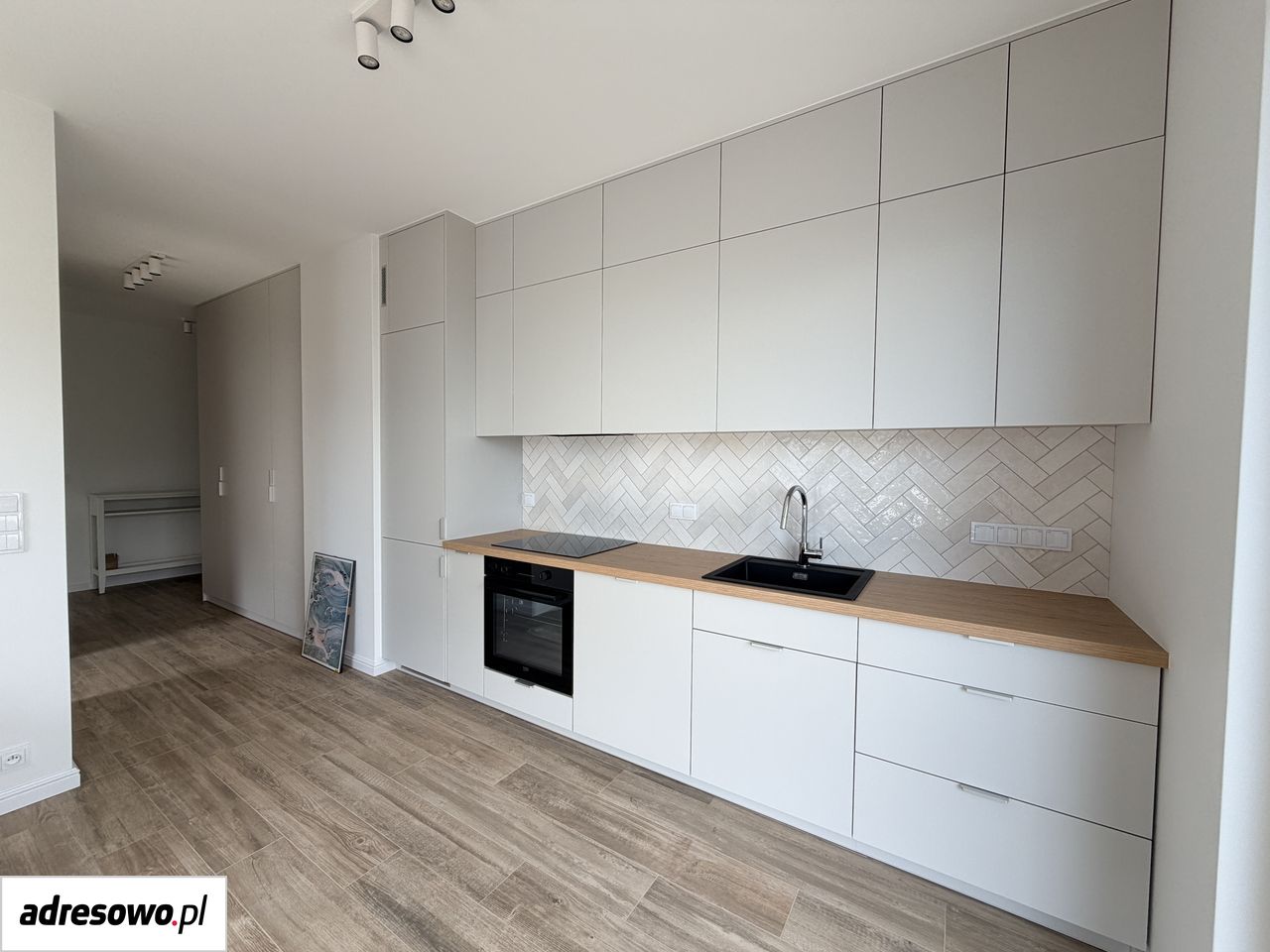 Mieszkanie 3-pokojowe Warszawa Włochy, ul. Równoległa. Zdjęcie 4
