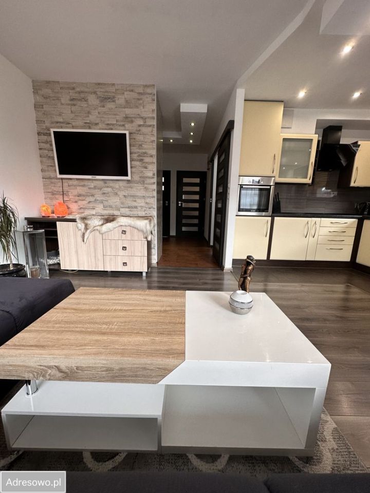 Mieszkanie 3-pokojowe Jelenia Góra Centrum, ul. 1 Maja. Zdjęcie 19