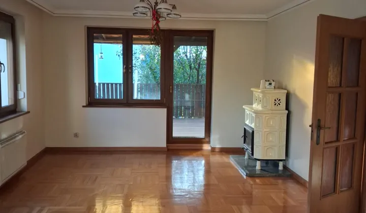 bliźniak, 4 pokoje Bielsko-Biała Straconka, ul. Płaska