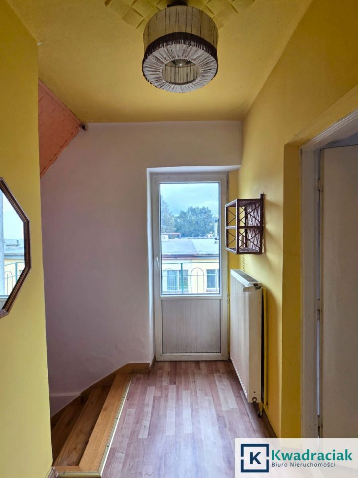 dom wolnostojący, 4 pokoje Sanok, ul. Jana Pawła II. Zdjęcie 16