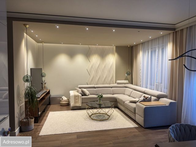 Mieszkanie 4-pokojowe Kołobrzeg, ul. Mazowiecka. Zdjęcie 1