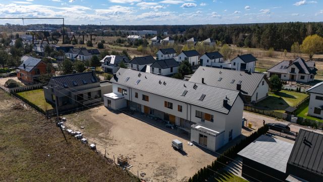 dom szeregowy, 4 pokoje Solec. Zdjęcie 9