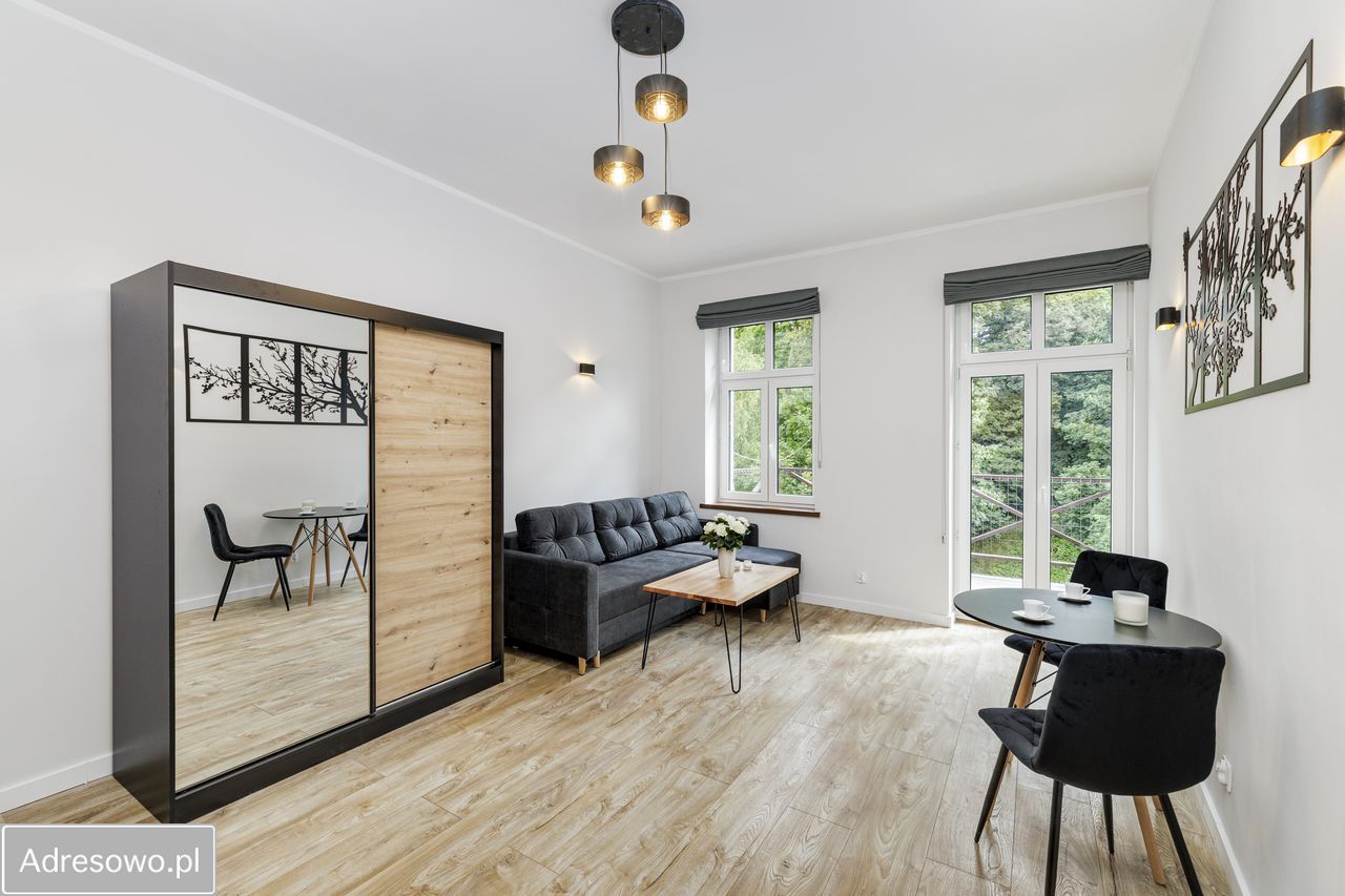 Mieszkanie 1-pokojowe Nowa Ruda Centrum, ul. Piastów. Zdjęcie 3