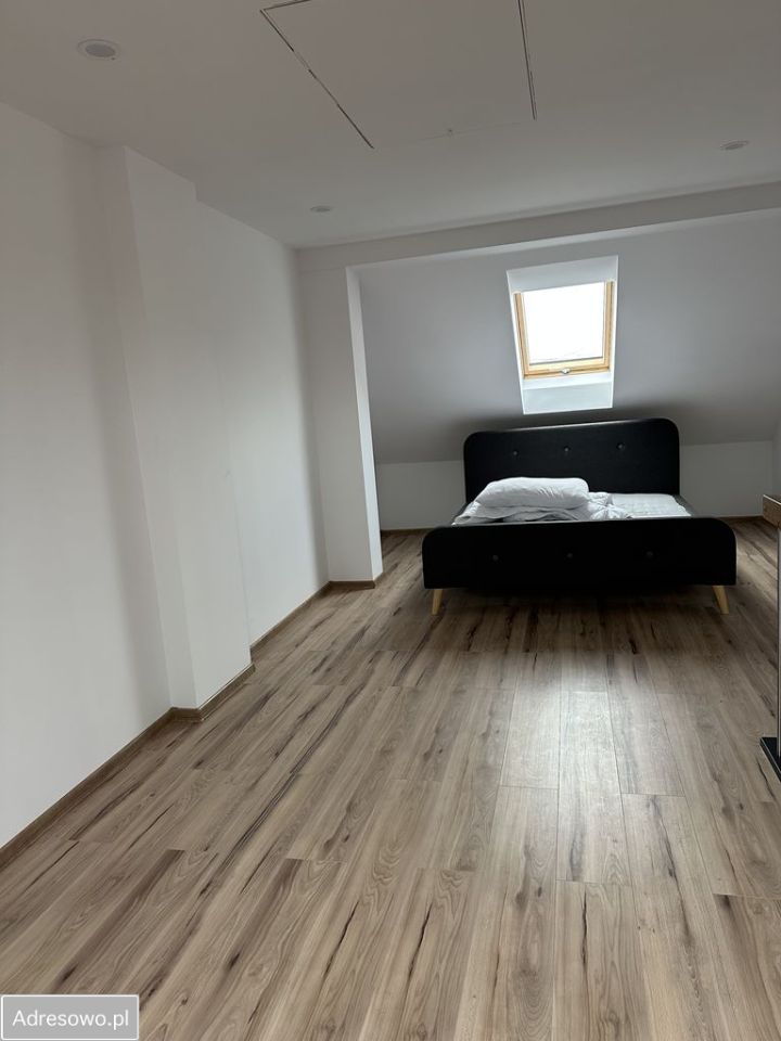 Mieszkanie 2-pokojowe Ochodze, ul. Myśliwska. Zdjęcie 2