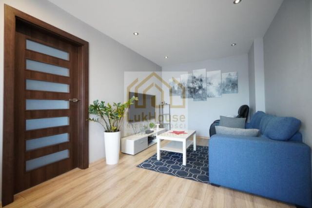 Mieszkanie 2-pokojowe Zabrze, ul. gen. Charlesa de Gaulle'a. Zdjęcie 2