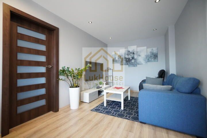 Mieszkanie 2-pokojowe Zabrze, ul. gen. Charlesa de Gaulle'a. Zdjęcie 2