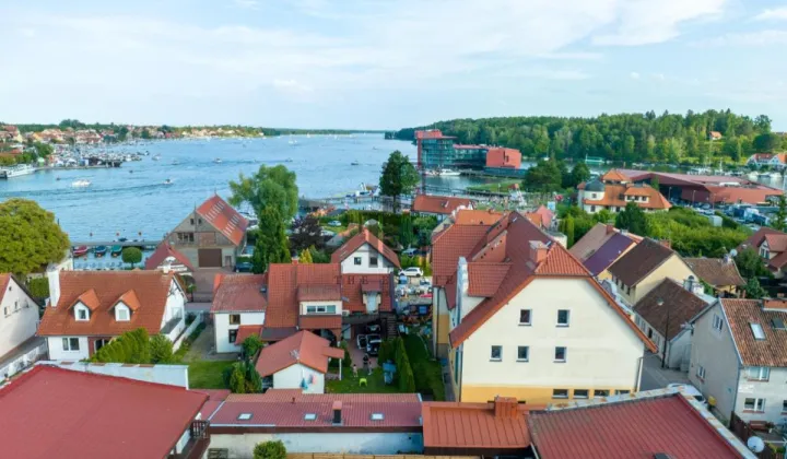 dom wolnostojący, 9 pokoi Mikołajki