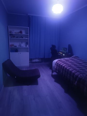 Mieszkanie 3-pokojowe Kamienny Dwór. Zdjęcie 5