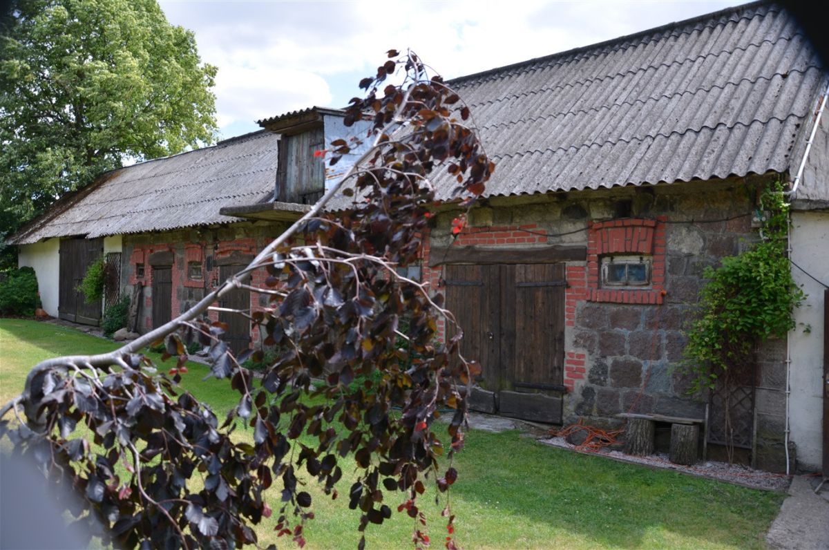 dom wolnostojący, 3 pokoje Święte Nowaki. Zdjęcie 2