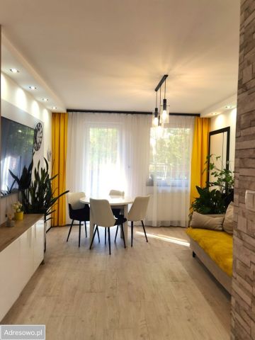 Mieszkanie 4-pokojowe Wrocław Stabłowice, ul. Oliwkowa. Zdjęcie 1