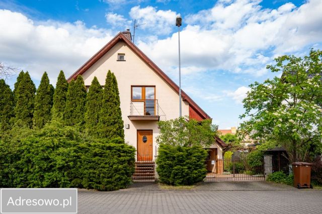 dom wolnostojący, 4 pokoje Szczecin Bukowo, ul. Tarnopolska. Zdjęcie 1