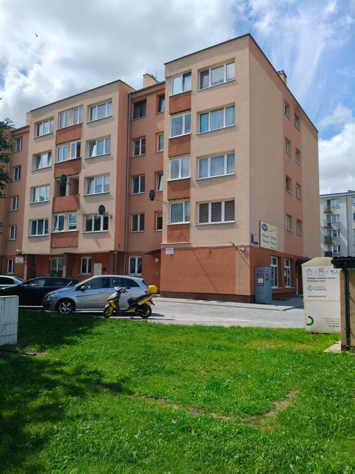 Mieszkanie 3-pokojowe Maków Mazowiecki, ul. 1 Maja. Zdjęcie 2