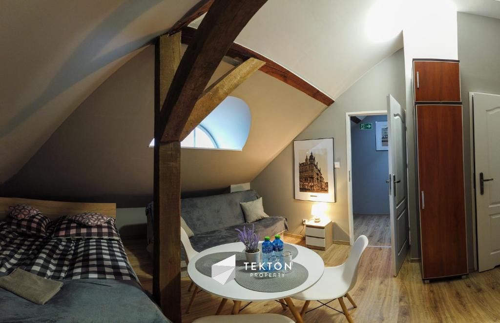 Mieszkanie 10-pokojowe Gniezno, ul. Poznańska. Zdjęcie 31