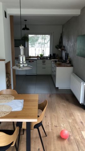 dom wolnostojący, 5 pokoi Białe. Zdjęcie 6