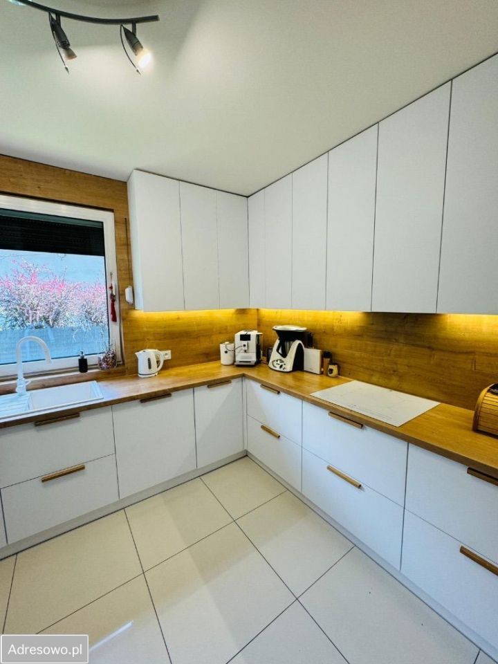 dom wolnostojący, 9 pokoi Żory. Zdjęcie 7